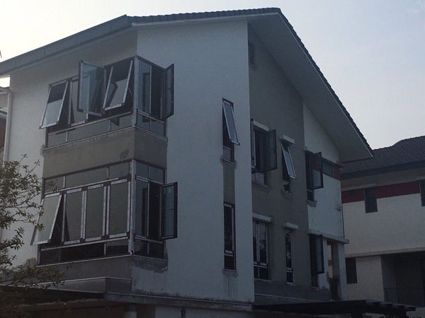 cua-nhom-xingfa-nhap-khau